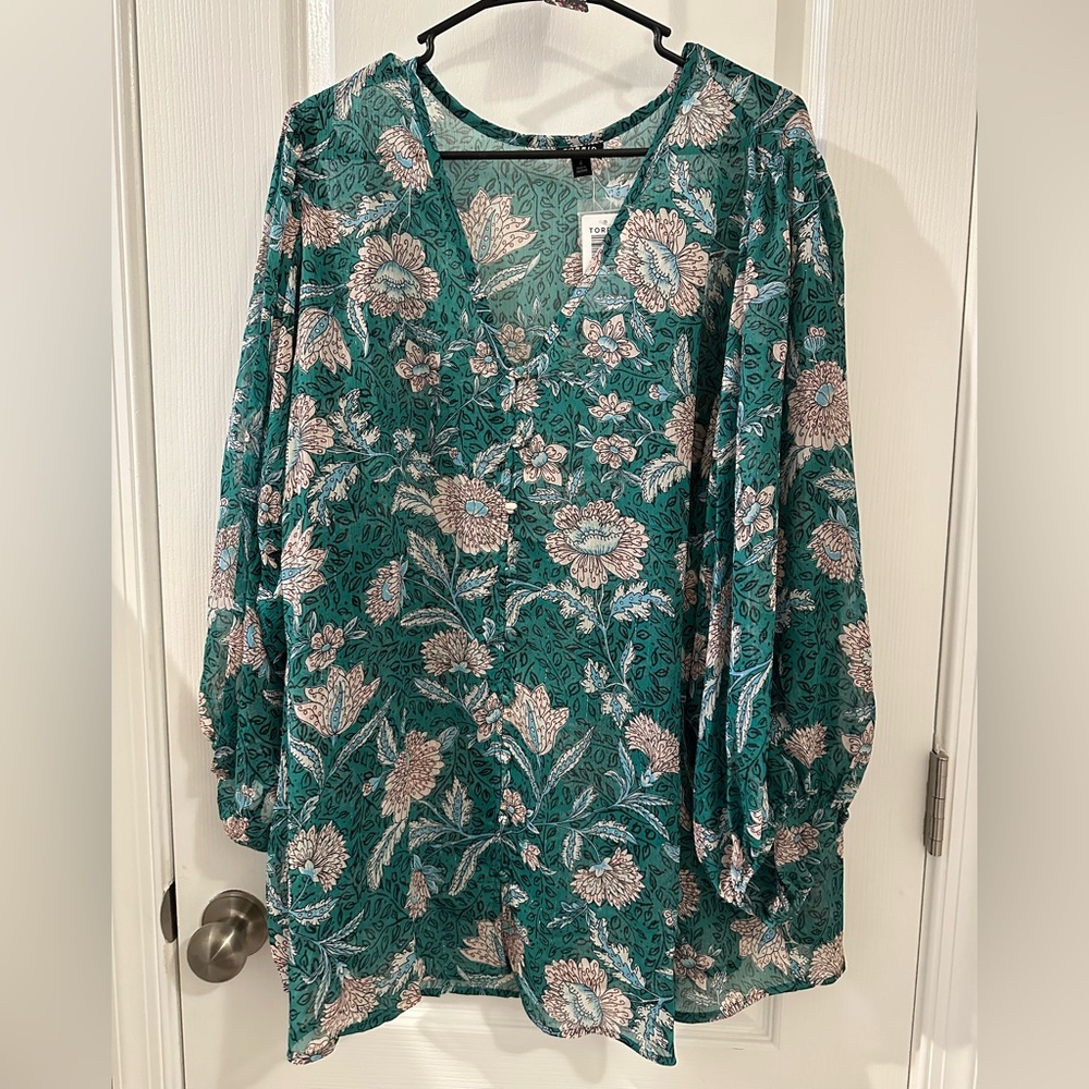 NWT Torrid Womens Poppy Floral Button Up Tunic Top Size 4x Green Blouse